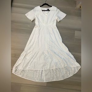 Ann Taylor Eyelet, high low dress, size 4